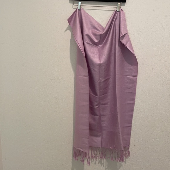 New Long Shawl Scarf Wrap Lavender 74” x 28” - Picture 4 of 7